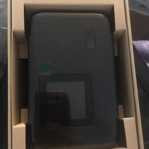 Overseas device works in South Korea where it was purchased originally for phone